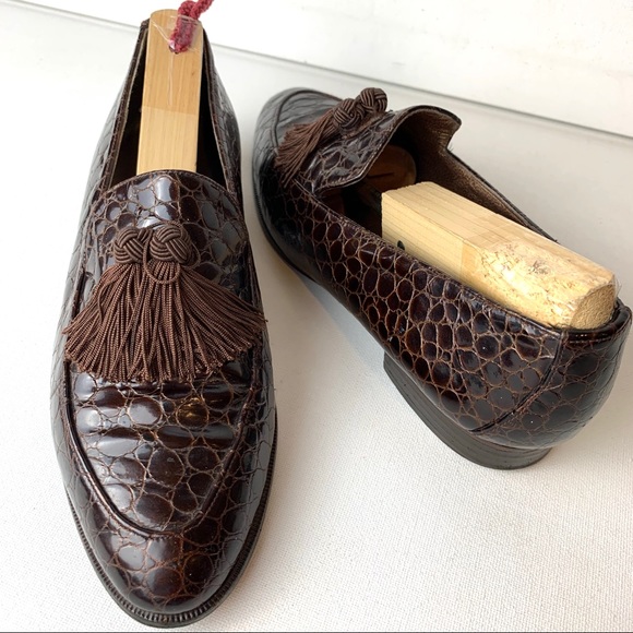 Stuart Weitzman Brown Crocodile Print Loafer 6.5M - Picture 2 of 8